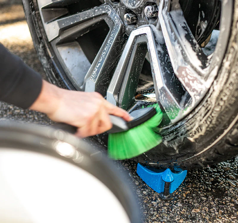 Soft Grip Wheel and Body Brush - Image 8